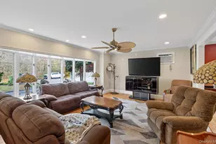 110 Florida Ave, Commack, NY 11725 - Photo 5