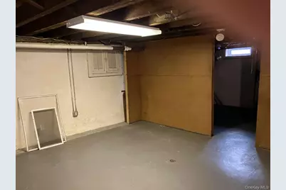 121 Campbell Avenue, Williston Park, NY 11596 - Photo 21