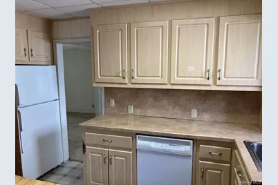 121 Campbell Avenue, Williston Park, NY 11596 - Photo 7