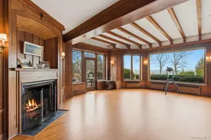 5 Cedar Ln, Glen Cove, NY 11542 - Photo 27