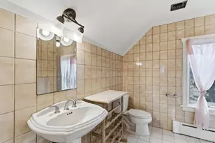 5 Cedar Ln, Glen Cove, NY 11542 - Photo 35