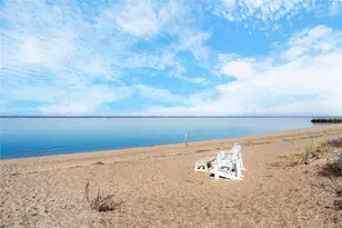 5 Cedar Ln, Glen Cove, NY 11542 - Photo 47