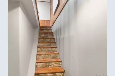 250 Spur Drive S, Bay Shore, NY 11706 - Photo 13