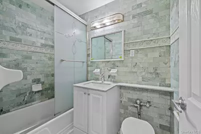 8935 155th Ave #3M, Howard Beach, NY 11414 - Photo 3