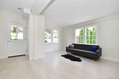 1415 Old Northern Boulevard #1S, Roslyn, NY 11576 - Photo 5