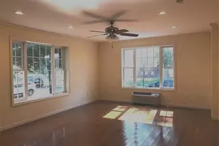 15-35 149th St, Whitestone, NY 11357 - Photo 11