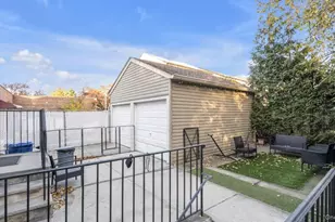 15-35 149th St, Whitestone, NY 11357 - Photo 39