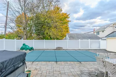2906 Lawrence Drive, Wantagh, NY 11793 - Photo 29