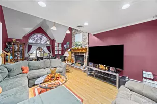 2906 Lawrence Dr, Wantagh, NY 11793 - Photo 11