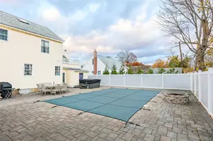 2906 Lawrence Dr, Wantagh, NY 11793 - Photo 31