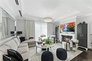 5000 Royal Ct, North Hills, NY 11040 - Photo 9