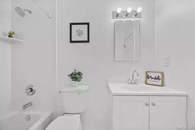 169 Surf Drive #109, Bronx, NY 10473 - Photo 33