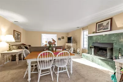 39 Fleets Cove Road, Huntington, NY 11743 - Photo 9