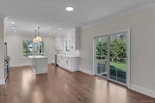 44 N Woodhull Rd, Huntington, NY 11743 - Photo 9