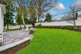 11 Joy Dr, Manhasset Hills, NY 11040 - Photo 39