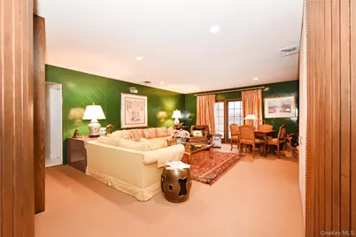 11 Joy Drive, Manhasset Hills, NY 11040 - Photo 17