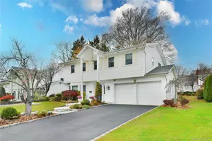 11 Joy Dr, Manhasset Hills, NY 11040 - Photo 3