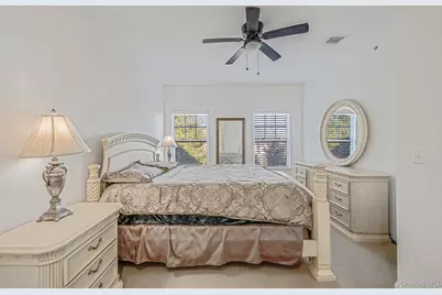 73 Millie Court, Patchogue, NY 11772 - Photo 25