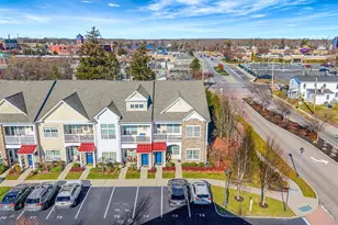 73 Millie CT, Patchogue, NY 11772 - Photo 5