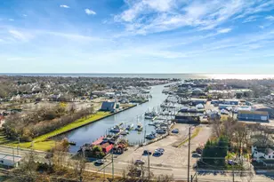 73 Millie CT, Patchogue, NY 11772 - Photo 13