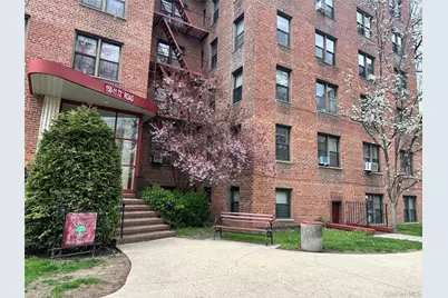 150-29 72 Garden #3L, Kew Gardens, NY 11367 - Photo 1