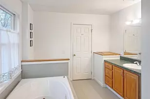 12 Dogwood Ln, Shelter Island, NY 11964 - Photo 17