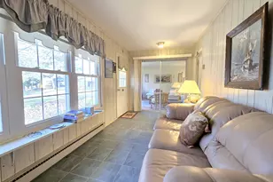 289 Cardiff Ct, Ridge, NY 11961 - Photo 11