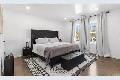 166 17th Street, West Babylon, NY 11704 - Photo 27