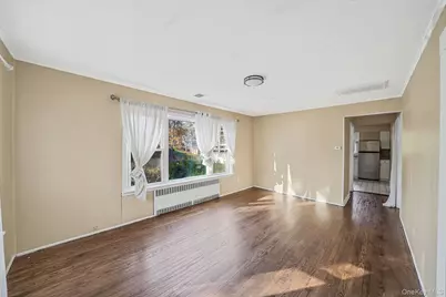 91 Tower Street, Sayville, NY 11782 - Photo 5