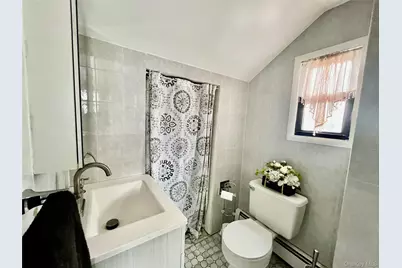 182 Lexington Avenue, Franklin Square, NY 11010 - Photo 25