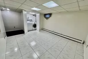 182 Lexington Ave, Franklin Square, NY 11010 - Photo 17