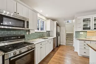 27 Haven Ct, Nyack, NY 10960 - Photo 5