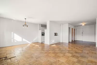 1299 Palmer Avenue #225, Larchmont, NY 10538 - Photo 7