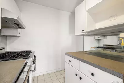 1299 Palmer Avenue #225, Larchmont, NY 10538 - Photo 17