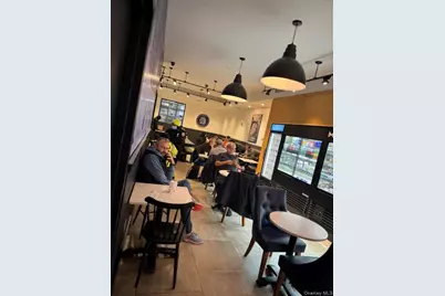 22-20 31 Street, Astoria, NY 11105 - Photo 5