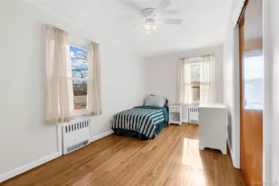 27 Simon Street, Babylon, NY 11702 - Photo 11