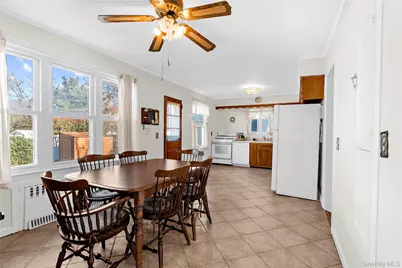 27 Simon Street, Babylon, NY 11702 - Photo 5