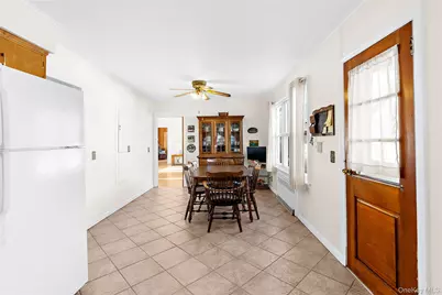 27 Simon Street, Babylon, NY 11702 - Photo 7