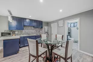 50 Verazzano Ave, Copiague, NY 11726 - Photo 31