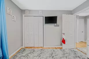 50 Verazzano Ave, Copiague, NY 11726 - Photo 17