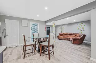 50 Verazzano Ave, Copiague, NY 11726 - Photo 33