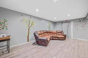 50 Verazzano Ave, Copiague, NY 11726 - Photo 29