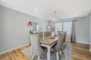 50 Verazzano Ave, Copiague, NY 11726 - Photo 15