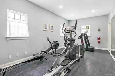 70 Strawberry Commons, Riverhead, NY 11901 - Photo 29