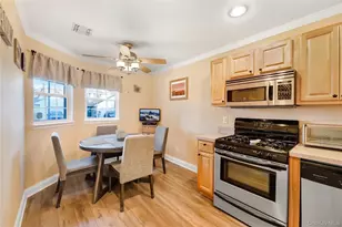 70 Strawberry Commons, Riverhead, NY 11901 - Photo 7