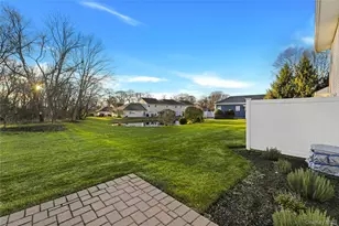 70 Strawberry Commons, Riverhead, NY 11901 - Photo 21