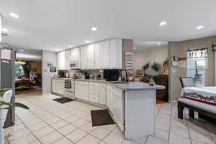 11 Moran Ct, Manorville, NY 11949 - Photo 9