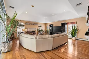 11 Moran Ct, Manorville, NY 11949 - Photo 15