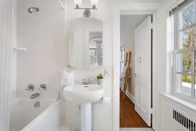 43 Tompkins Road, Scarsdale, NY 10583 - Photo 11