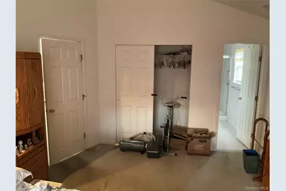 409 Village Circle N, Manorville, NY 11949 - Photo 11